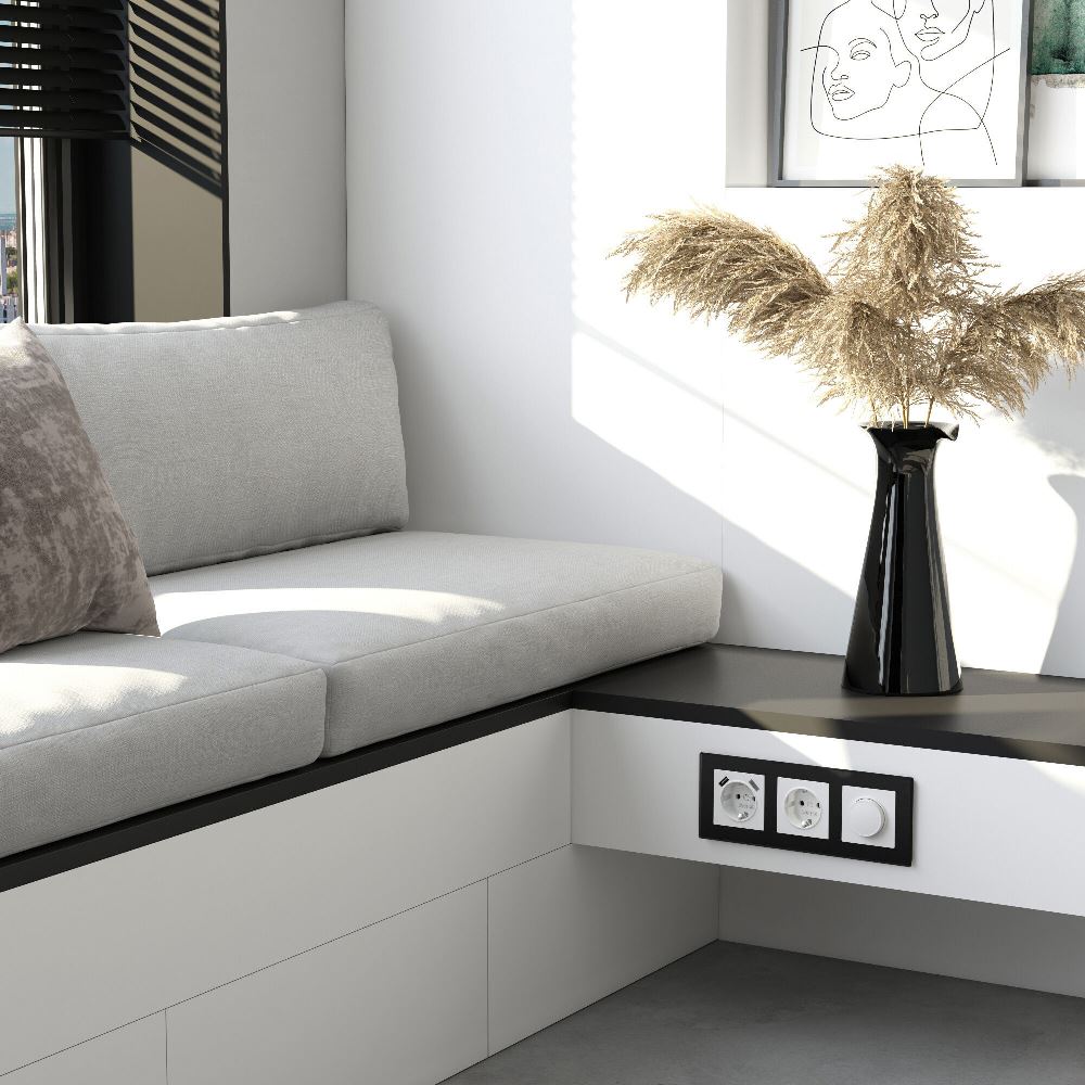 Рамка стеклянная Werkel Senso на 3 поста soft-touch Черный W0033108 — изображение 3