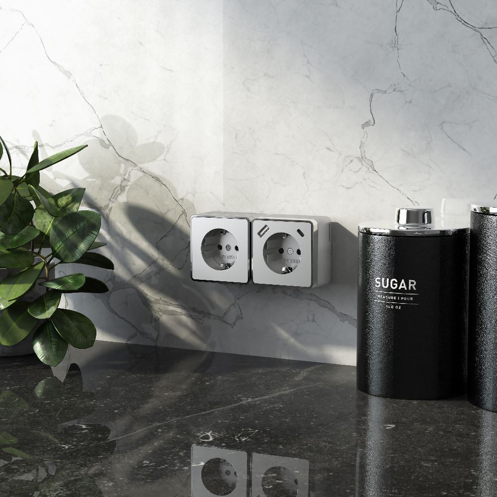 Розетка накладная Werkel Gallant с заземлением, шторками и USB тип A+C Серебряный W5071706 — изображение 3