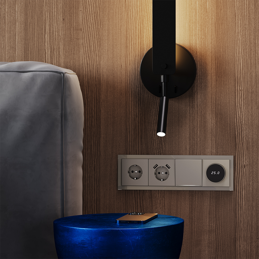 Рамка стеклянная Voltum S70 на 4 поста Шелк глянцевый VLS110404 — изображение 3